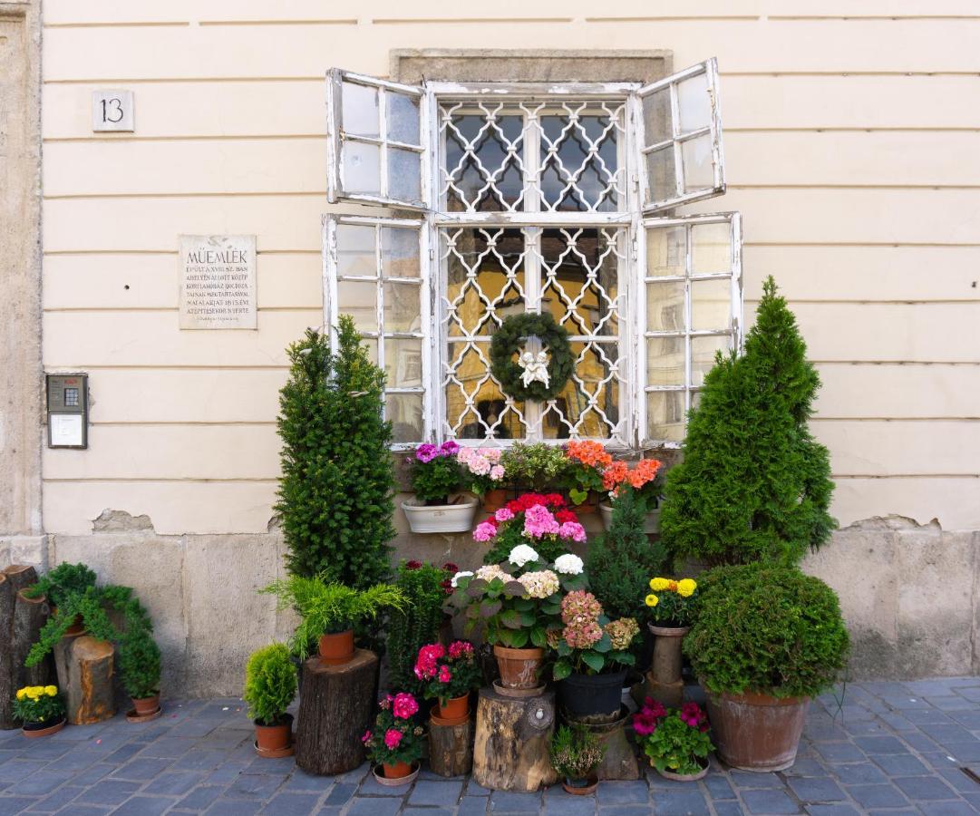 Monarchy Residence Βουδαπέστη Εξωτερικό φωτογραφία